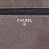 Borsa a tracolla Chanel  Wallet on Chain in pelle iridescente marrone - Detail D2 thumbnail