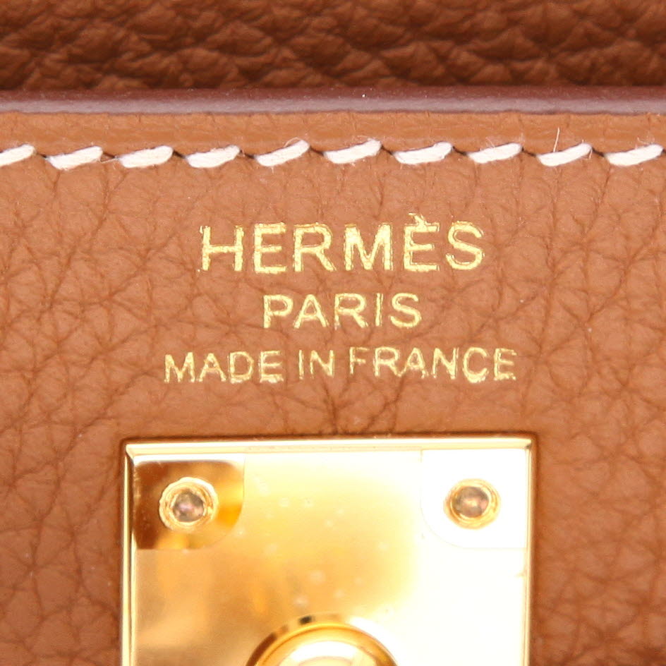 Bolso de mano Hermès  Kelly 25 cm en cuero togo color oro - Detail D2