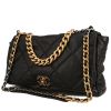 Sac bandoulière Chanel  19 grand modèle  en cuir matelassé noir - 00pp thumbnail