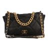 Sac bandoulière Chanel  19 grand modèle  en cuir matelassé noir - 360 thumbnail