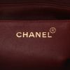 Chanel  Diana shoulder bag  in black quilted leather - Detail D2 thumbnail