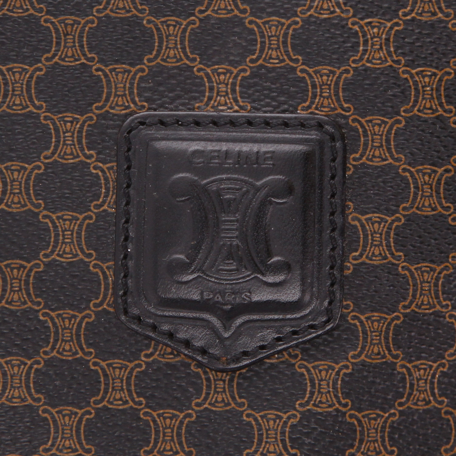 Borsa da viaggio Celine   in tela "Triomphe" marrone e pelle nera - Detail D6