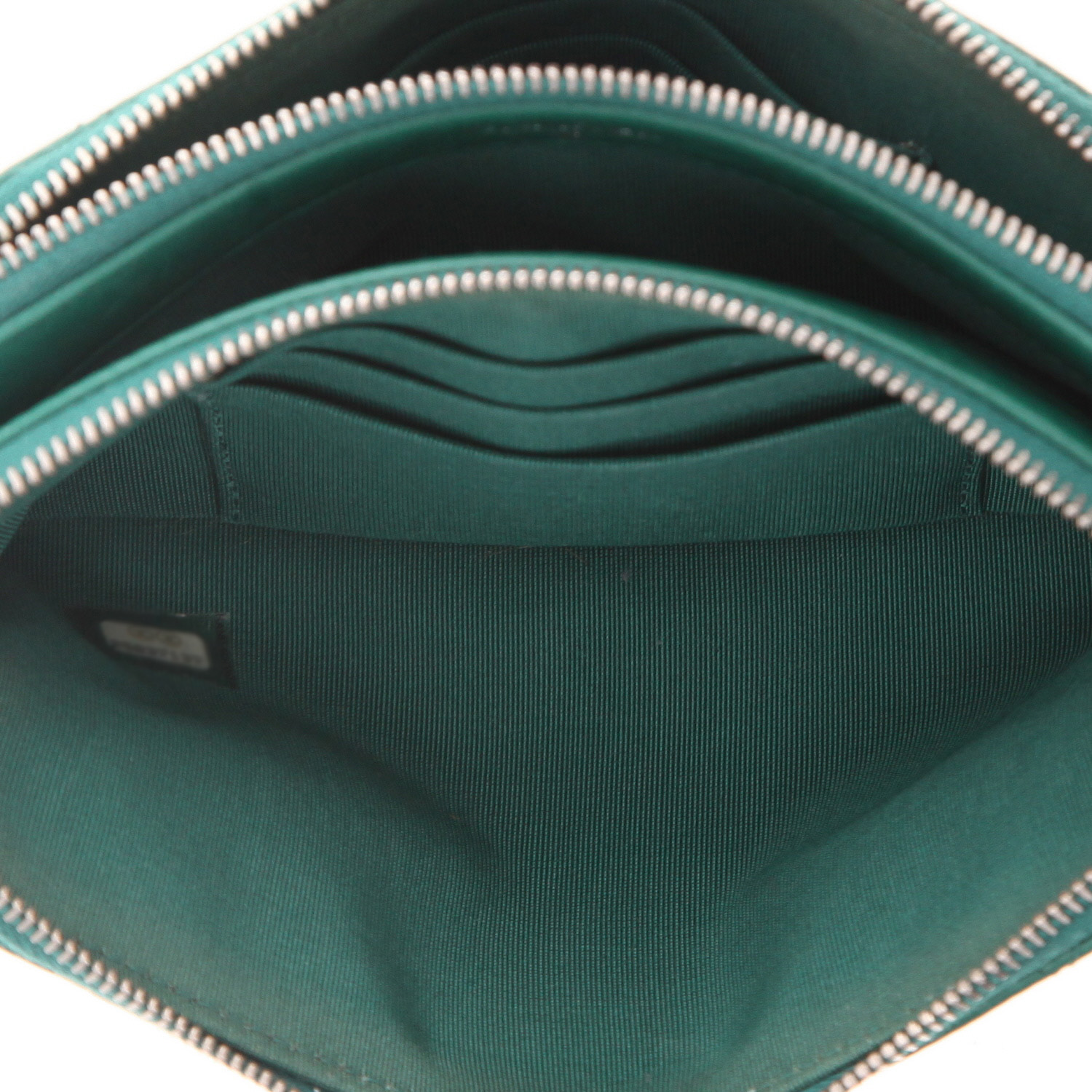 Chanel  Wallet on Chain shoulder bag  in green quilted leather - Detail D3