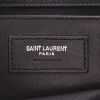 Bolso bandolera Saint Laurent   en cuero granulado negro - Detail D2 thumbnail