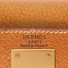 Bolso de mano Hermès  Kelly 28 cm en cuero de Pecarí color oro - Detail D2 thumbnail