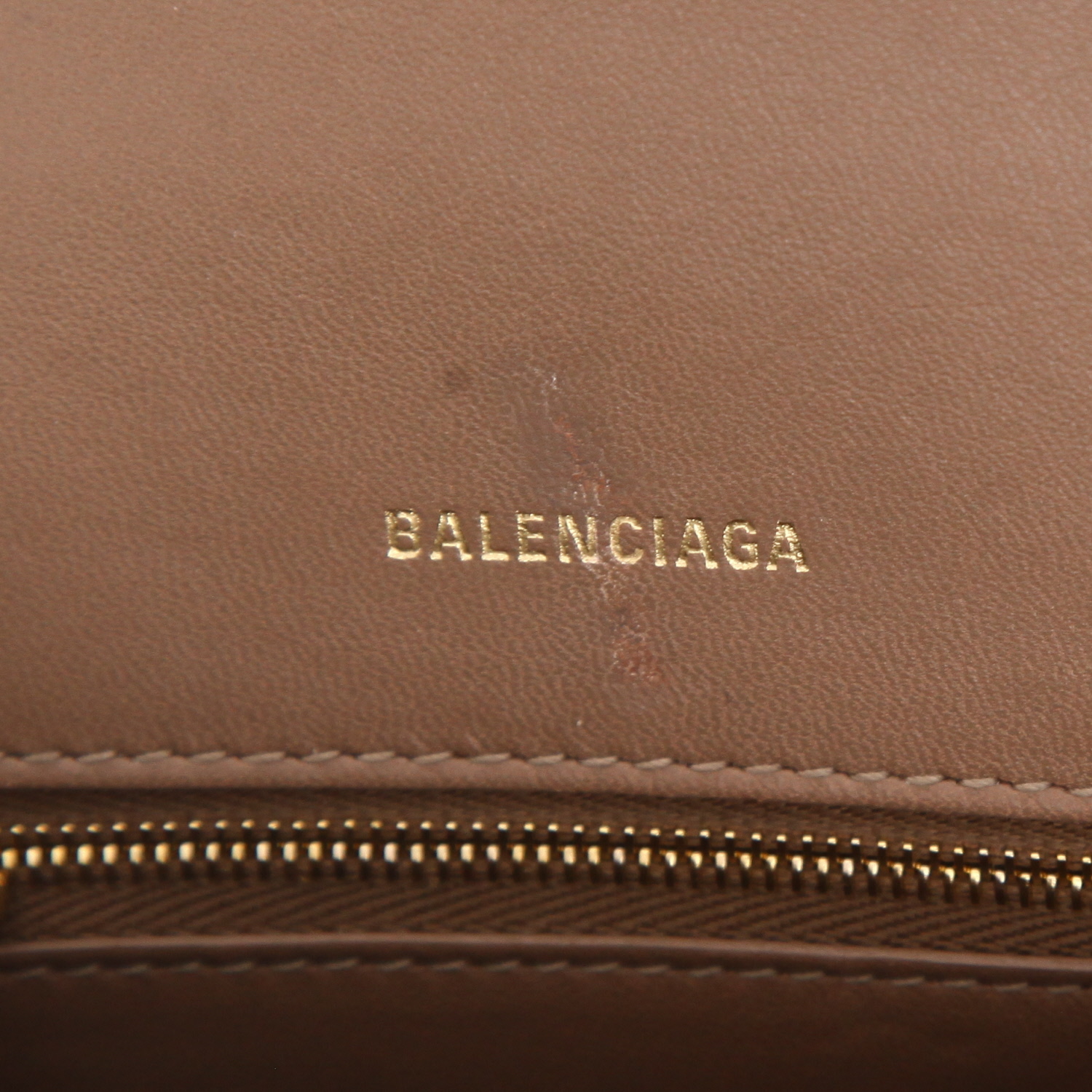 Sac à main Balenciaga  Hourglass en tissu monogrammé beige et cuir - Detail D2