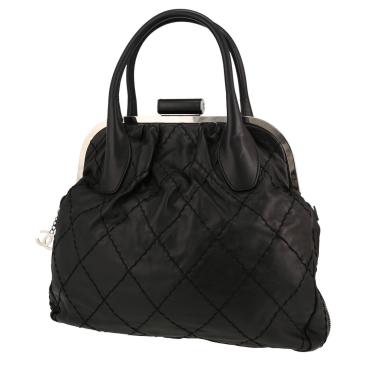 Chanel   handbag  in black quilted leather