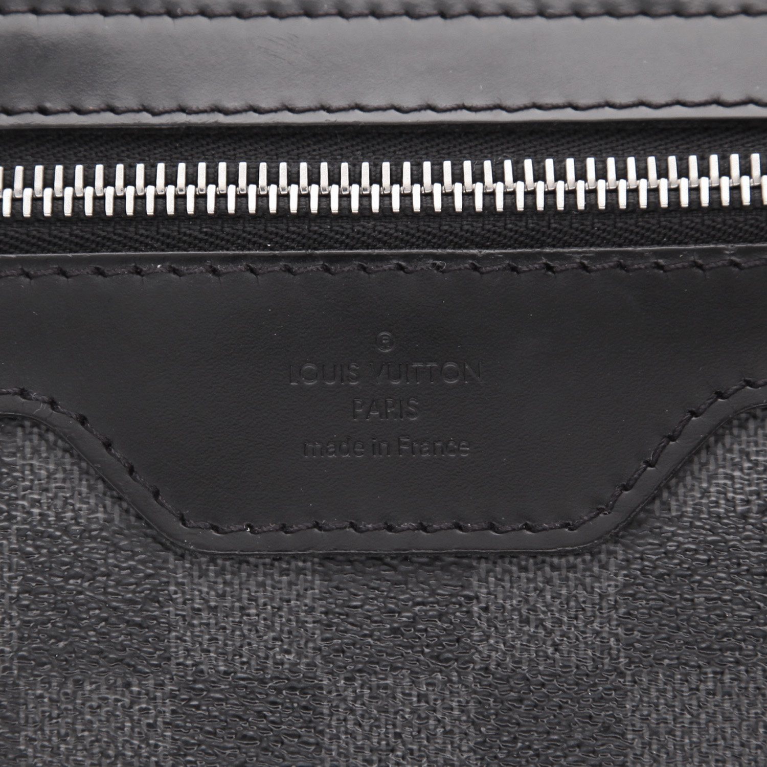 Bolso bandolera Louis Vuitton  Messenger en lona a cuadros gris y negra - Detail D2