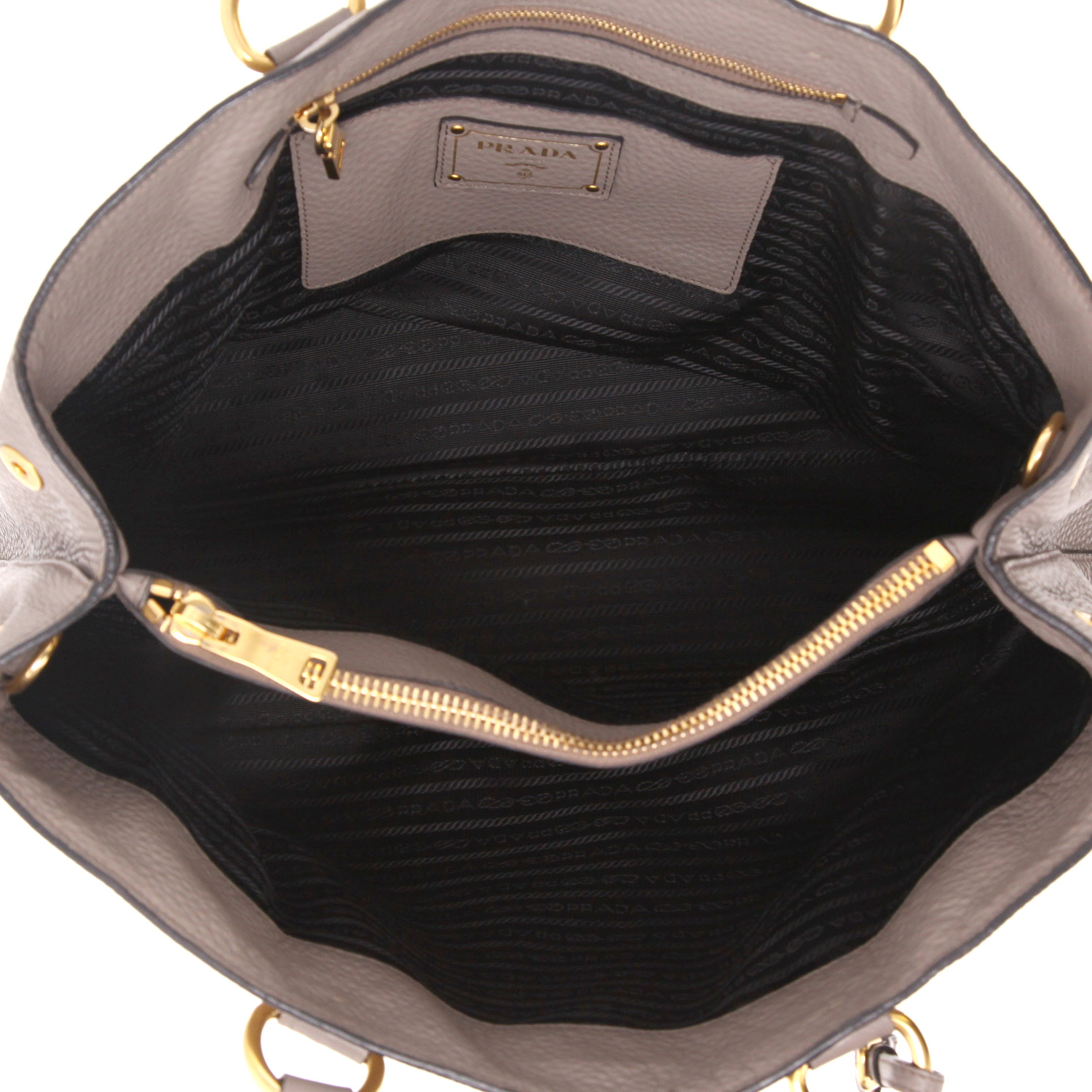 Bolso de mano Prada  Twin Zip en cuero granulado gris - Detail D3