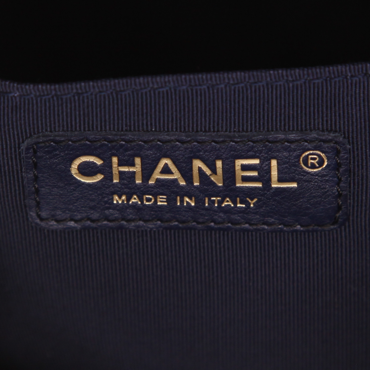 Chanel   handbag  in blue denim - Detail D2