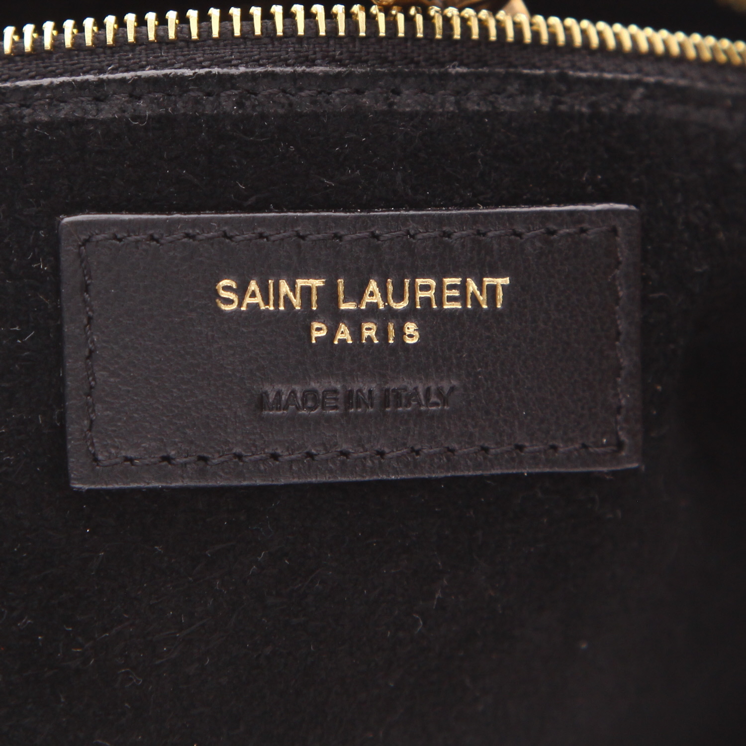 Bolso de mano Saint Laurent  5 à 7 en cuero negro - Detail D2