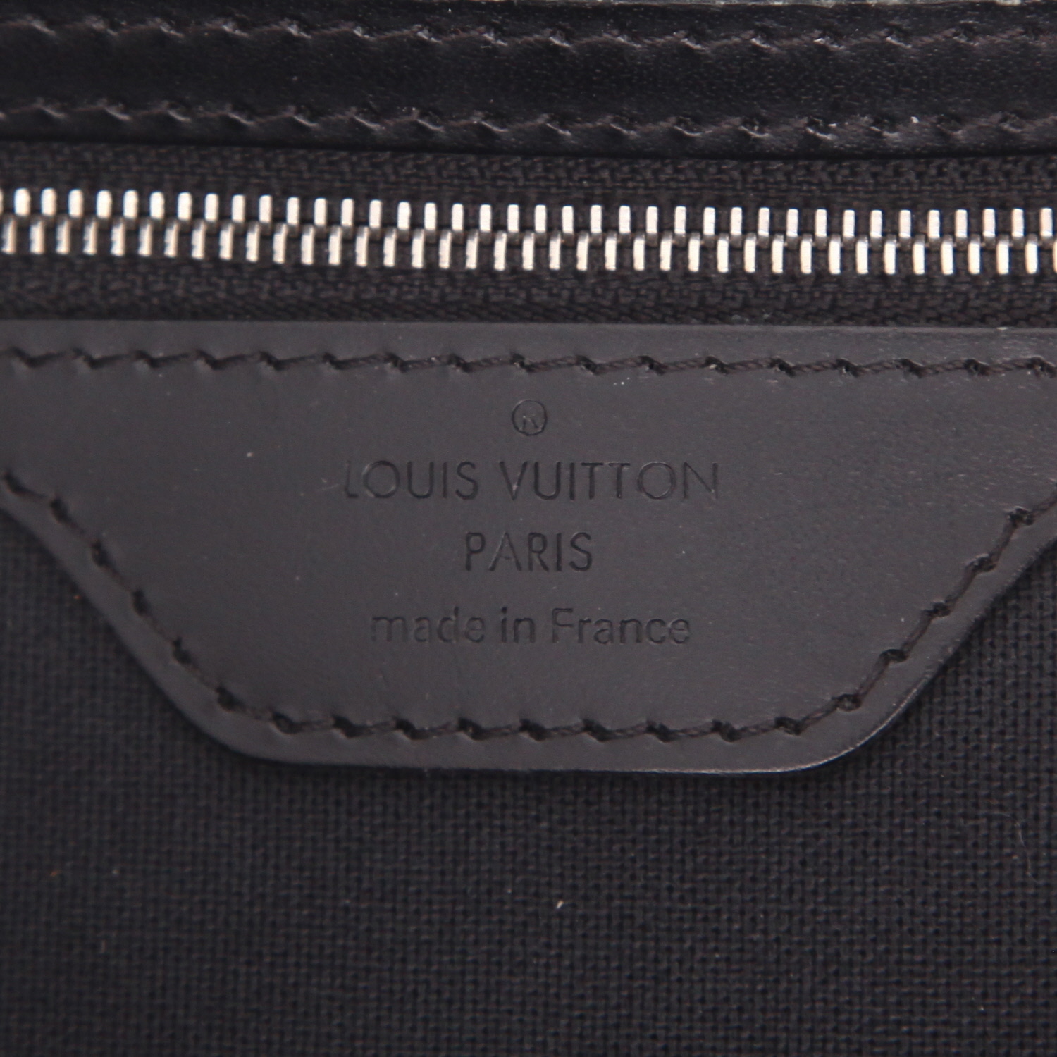 Porte-documents Louis Vuitton   en toile damier gris Graphite et cuir noir - Detail D2
