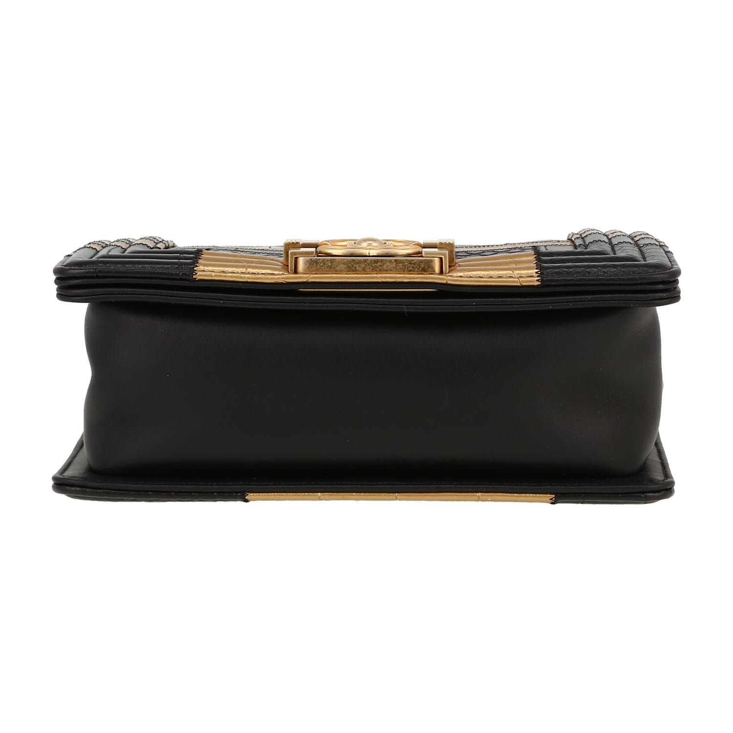 Bolso de mano Chanel  Boy en cuero negro y dorado - Detail D1