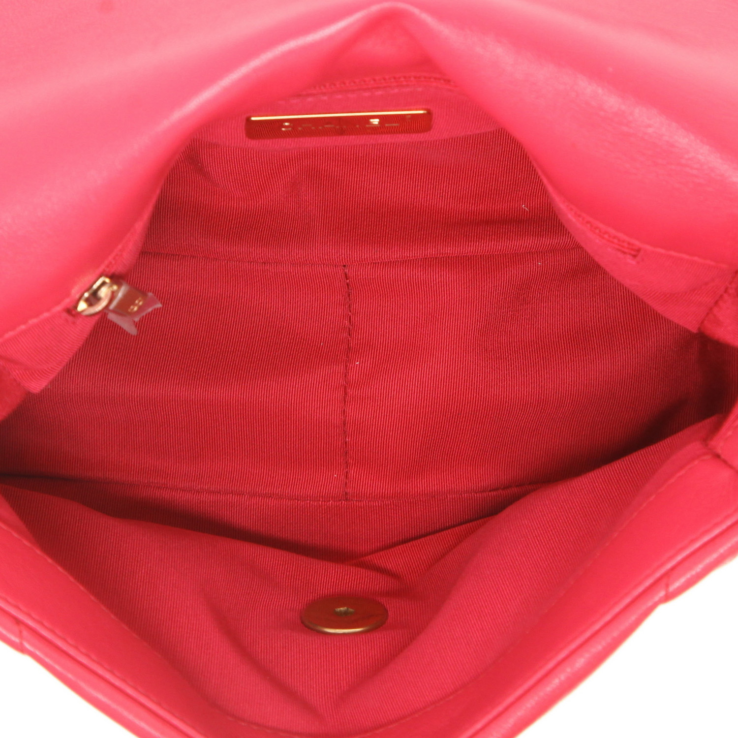 Sac bandoulière Chanel  19 en cuir matelassé rose - Detail D3