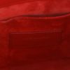 Bolso bandolera Saint Laurent  Sac de jour Baby en cuero rojo - Detail D2 thumbnail