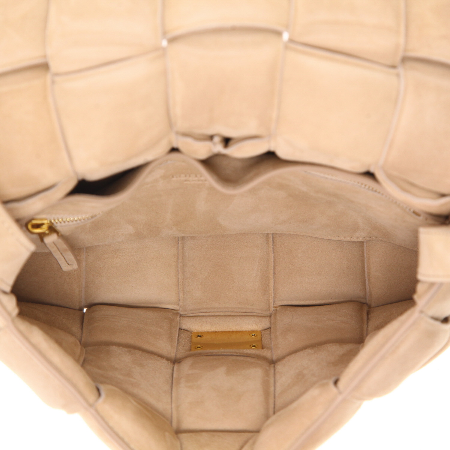Borsa a tracolla Bottega Veneta  Padded Cassette in nubuck beige - Detail D3