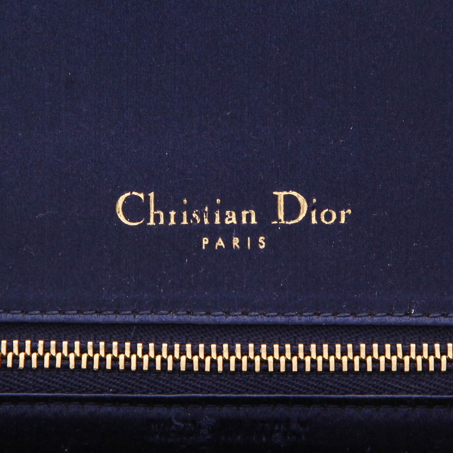 Bolso bandolera Dior  Diorama en satén azul marino - Detail D2