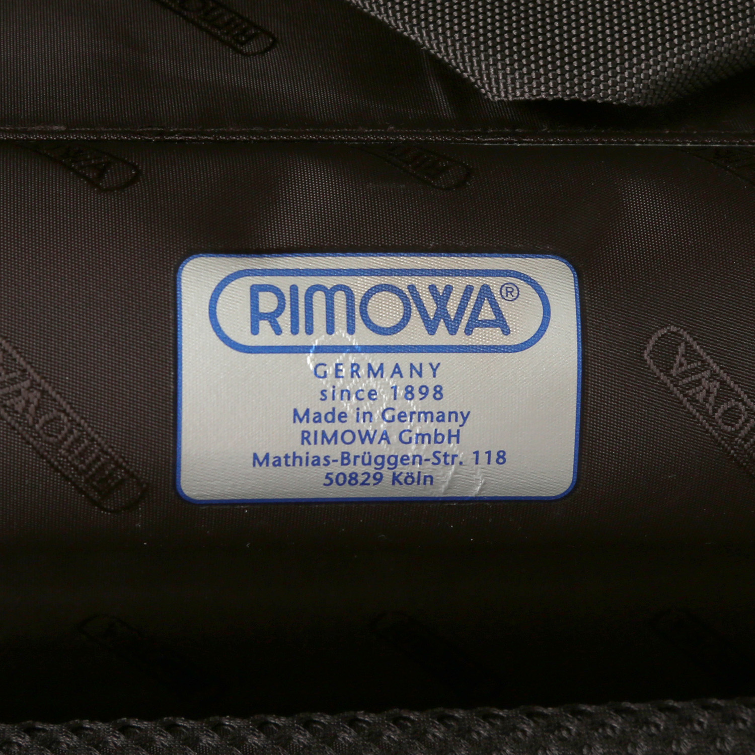 Valise rigide Rimowa   en aluminium champagne - Detail D6