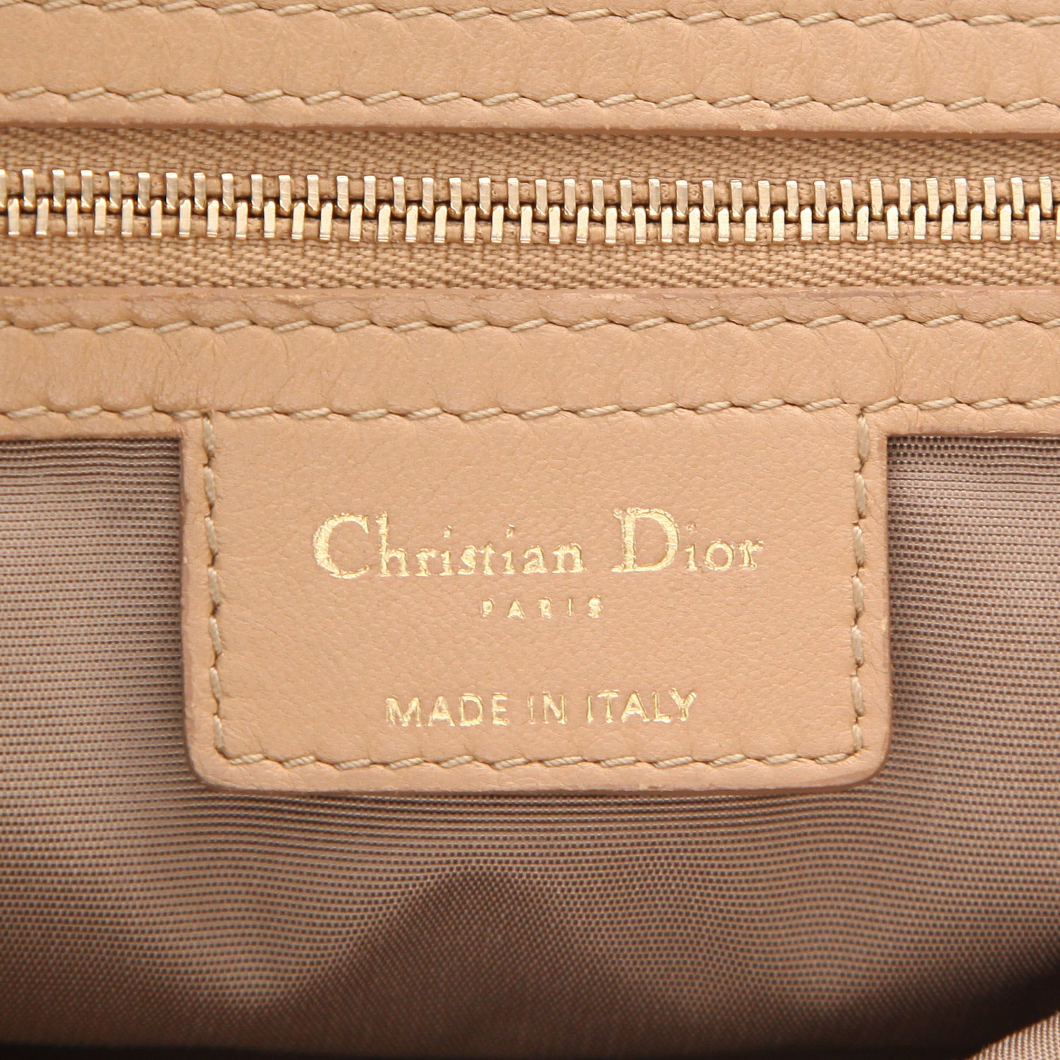 Sac à main Dior  Lady Dior en cuir cannage beige - Detail D2