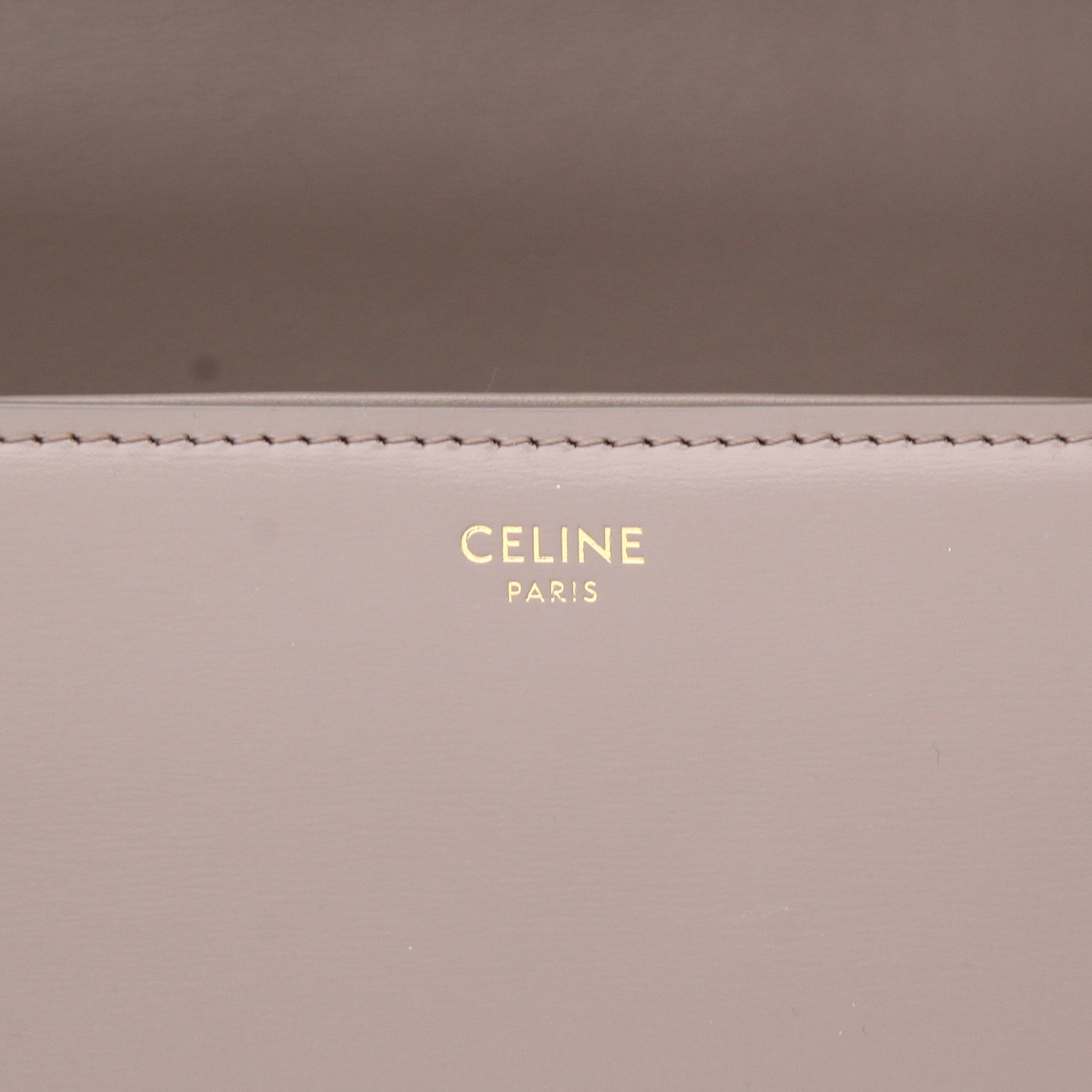 Celine  Triomphe shoulder bag  in grey leather - Detail D2