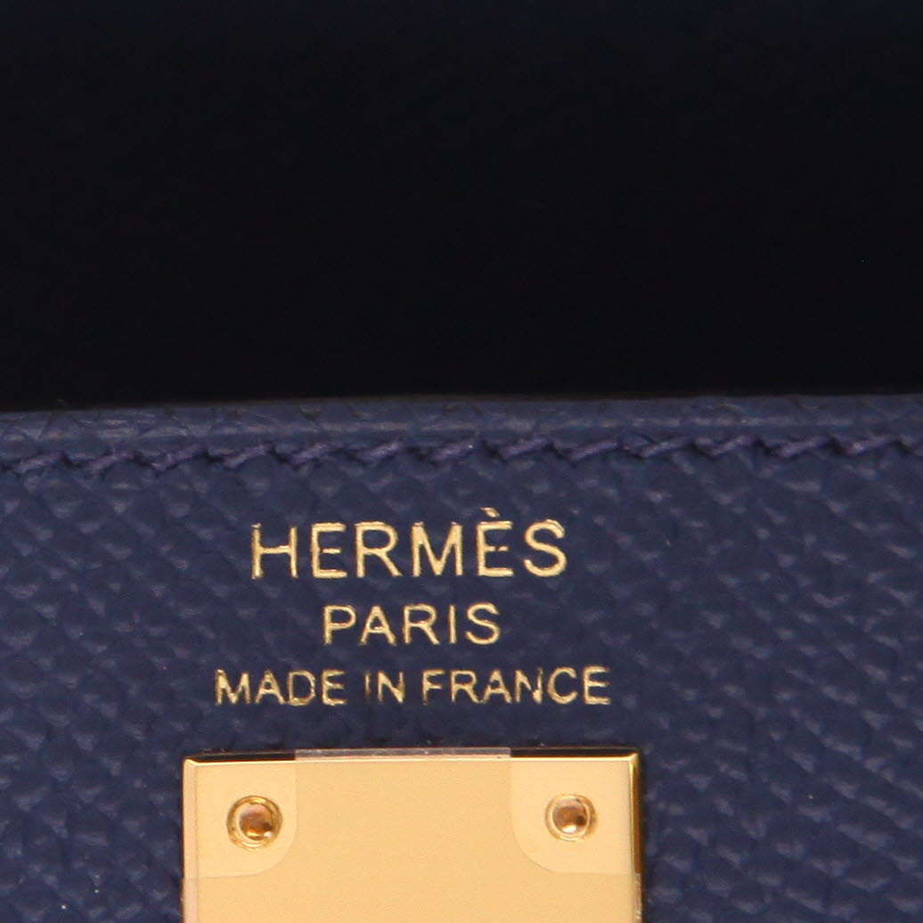 Bolso de mano Hermès  Kelly 25 cm en cuero epsom azul marino - Detail D2