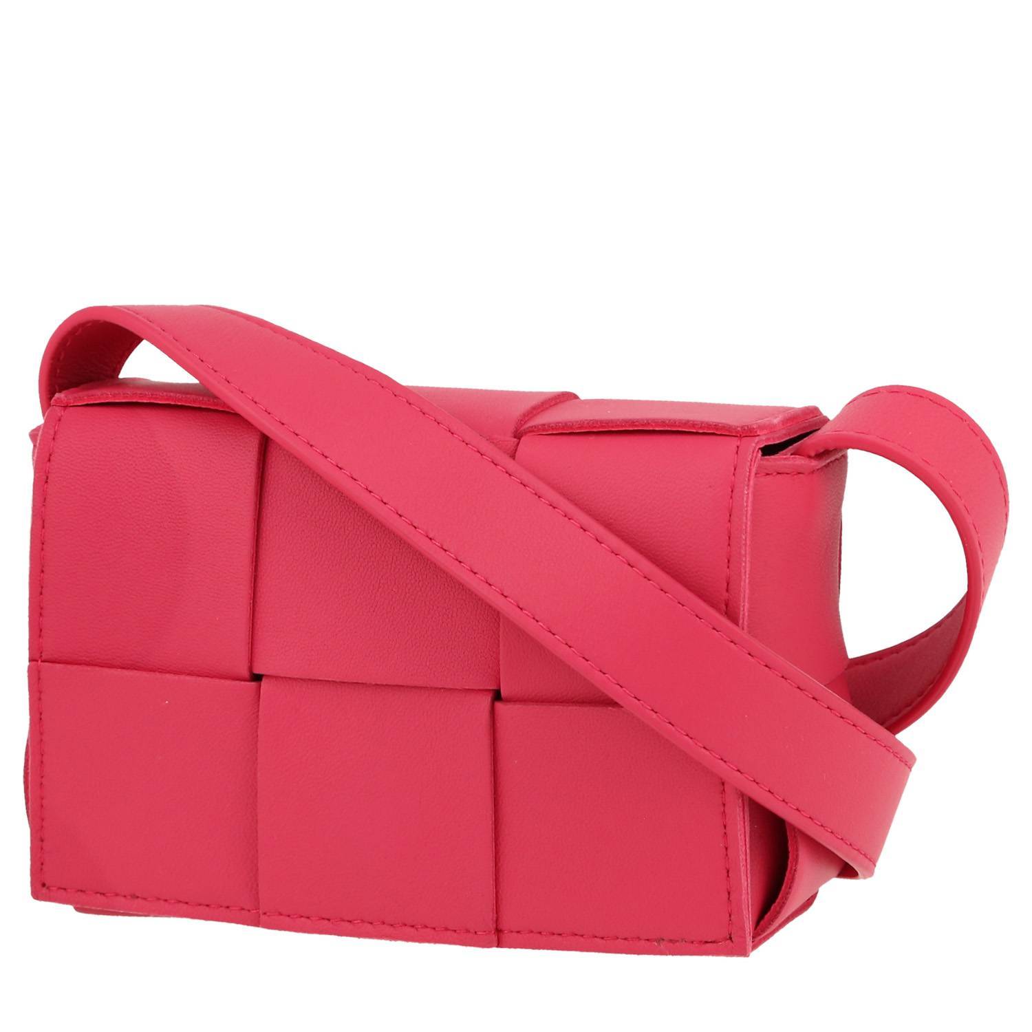 Bottega Veneta Cassette mini shoulder bag in pink intrecciato leather