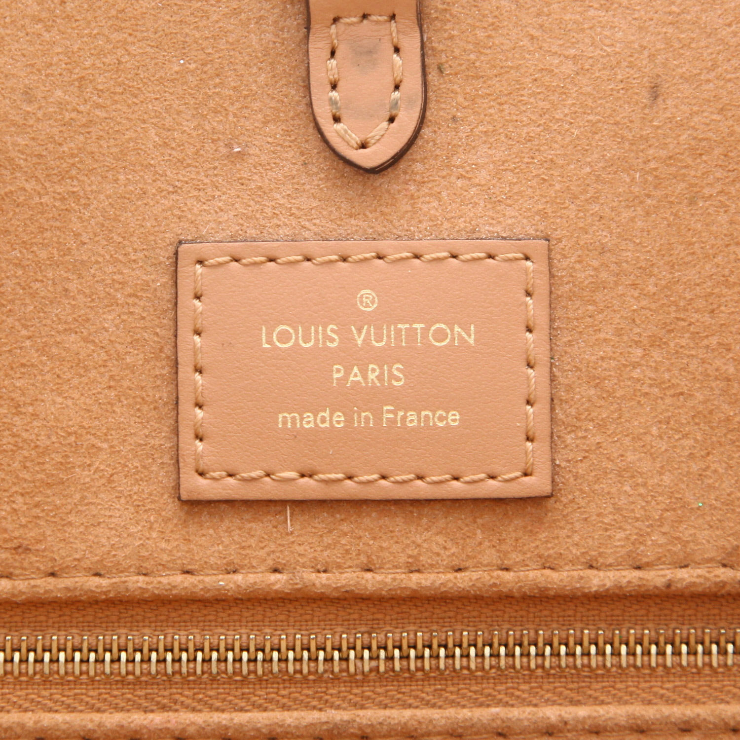 Shopping bag Louis Vuitton  Onthego modello medio  in pelle monogram con stampa bicolore beige e rosa - Detail D2
