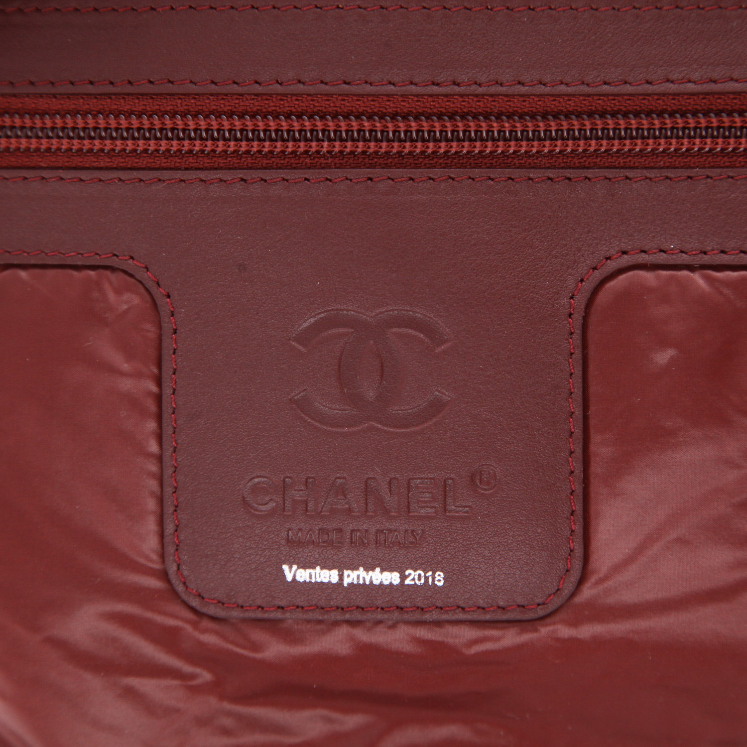 Sac à main Chanel  Coco Cocoon petit modèle  en toile matelassée noire - Detail D2