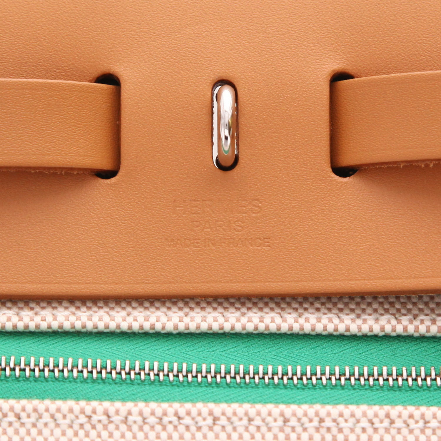 Borsa da spalla o a mano Hermès  Herbag in tela cerata verde e mucca Hunter naturale - Detail D2