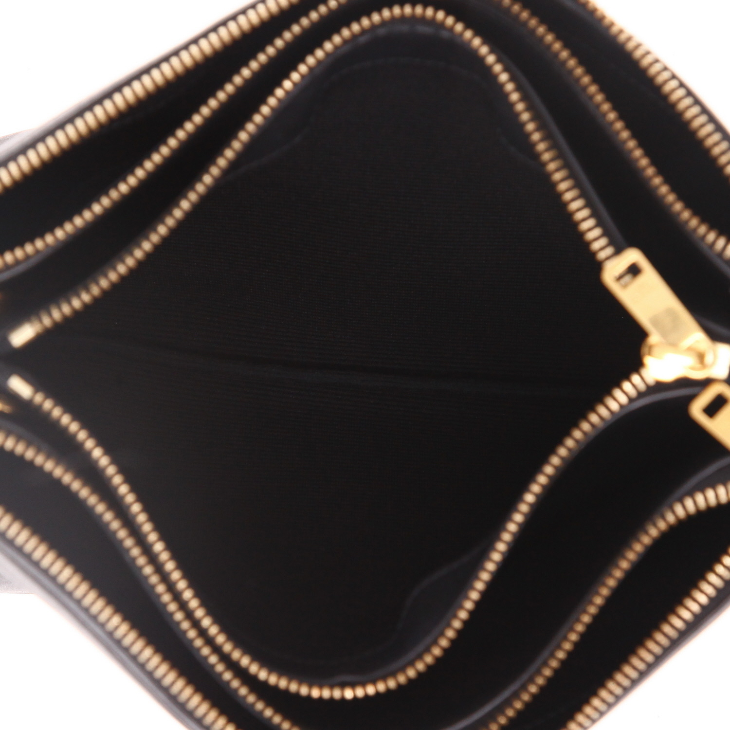Celine  Trio shoulder bag  in black leather - Detail D4