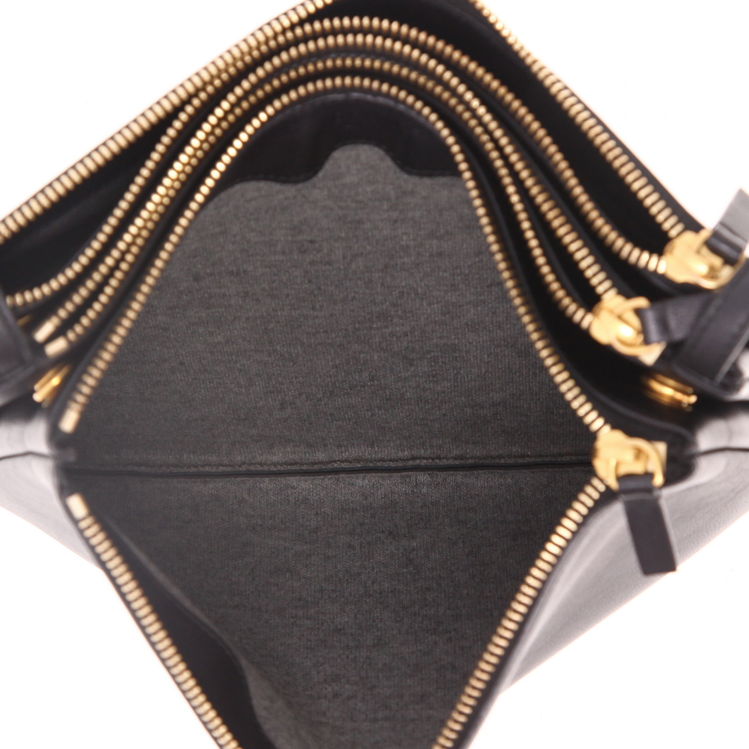 Celine  Trio shoulder bag  in black leather - Detail D5