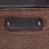 Bottega Veneta  Garda shopping bag  in navy blue intrecciato leather - Detail D2 thumbnail