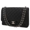 Chanel  Timeless Maxi Jumbo handbag  in black quilted grained leather - 00pp thumbnail