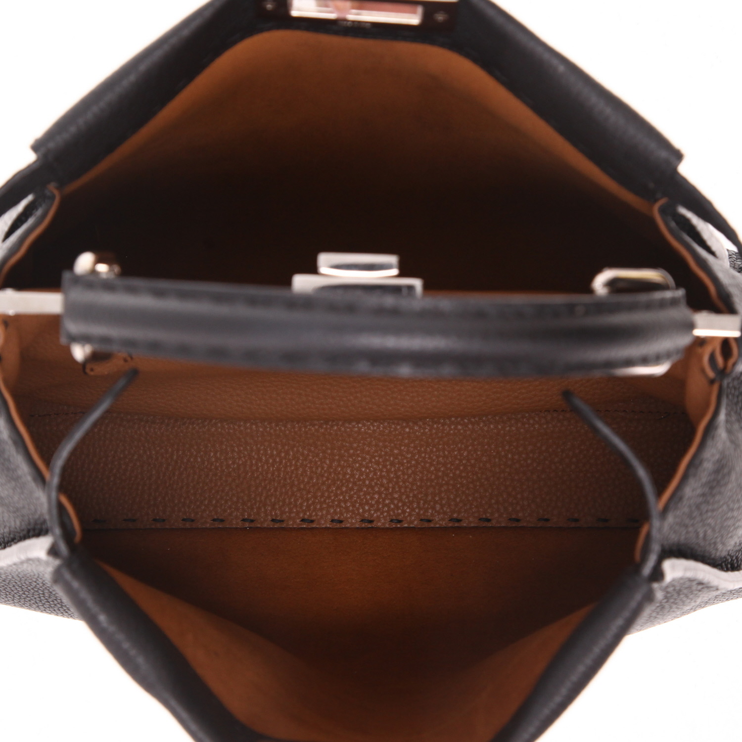 Borsa Fendi  Peekaboo modello medio  in pelle martellata nera - Detail D3