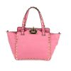 Bolso bandolera Valentino Garavani  Rockstud modelo pequeño  en cuero rosa - 360 thumbnail