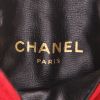 Bolso de mano Chanel  Vintage en lona roja - Detail D2 thumbnail