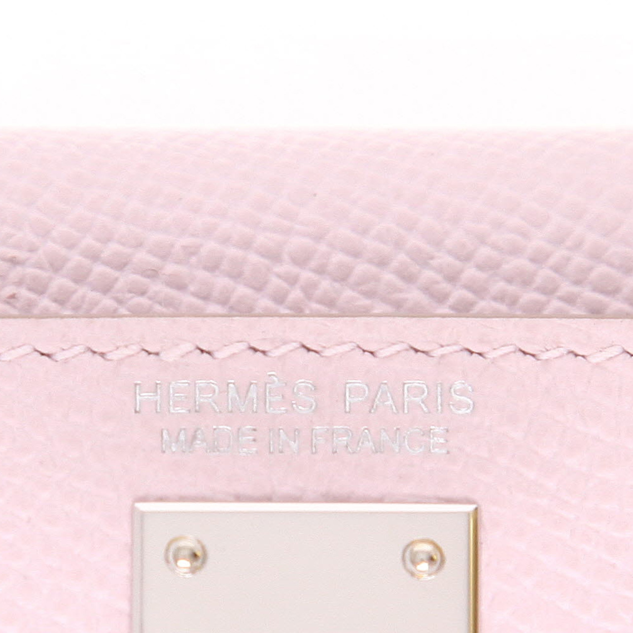 Sac à main Hermès  Kelly 20 cm en cuir epsom Mauve Pâle - Detail D2