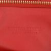 Bottega Veneta  Jodie handbag  in red intrecciato leather - Detail D2 thumbnail