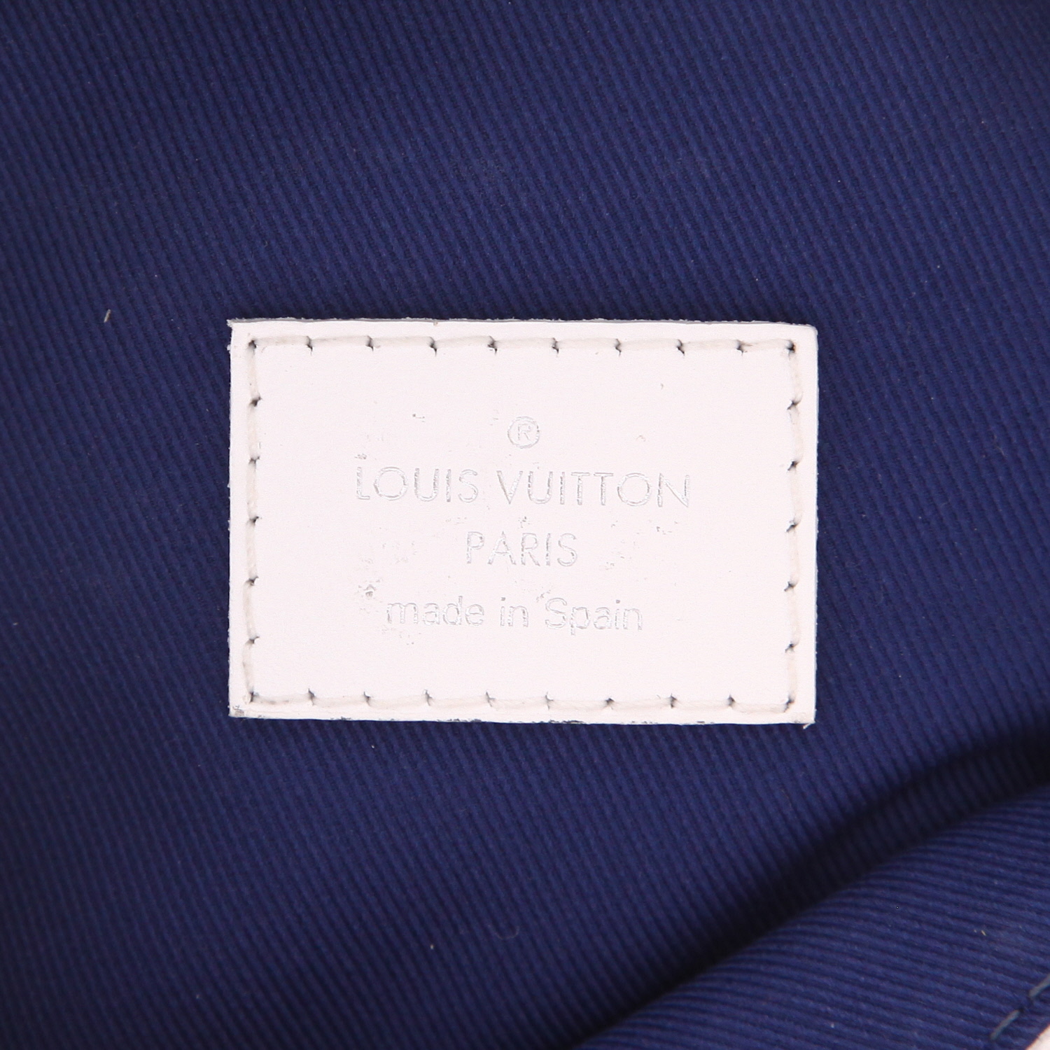 Pochette-cintura Louis Vuitton  Editions Limitées in tela monogram bianca e pelle bianca - Detail D2