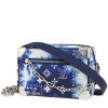 Bolso bandolera Louis Vuitton  Soft Trunk en lona Monogram azul y blanca y cuero azul marino - 00pp thumbnail