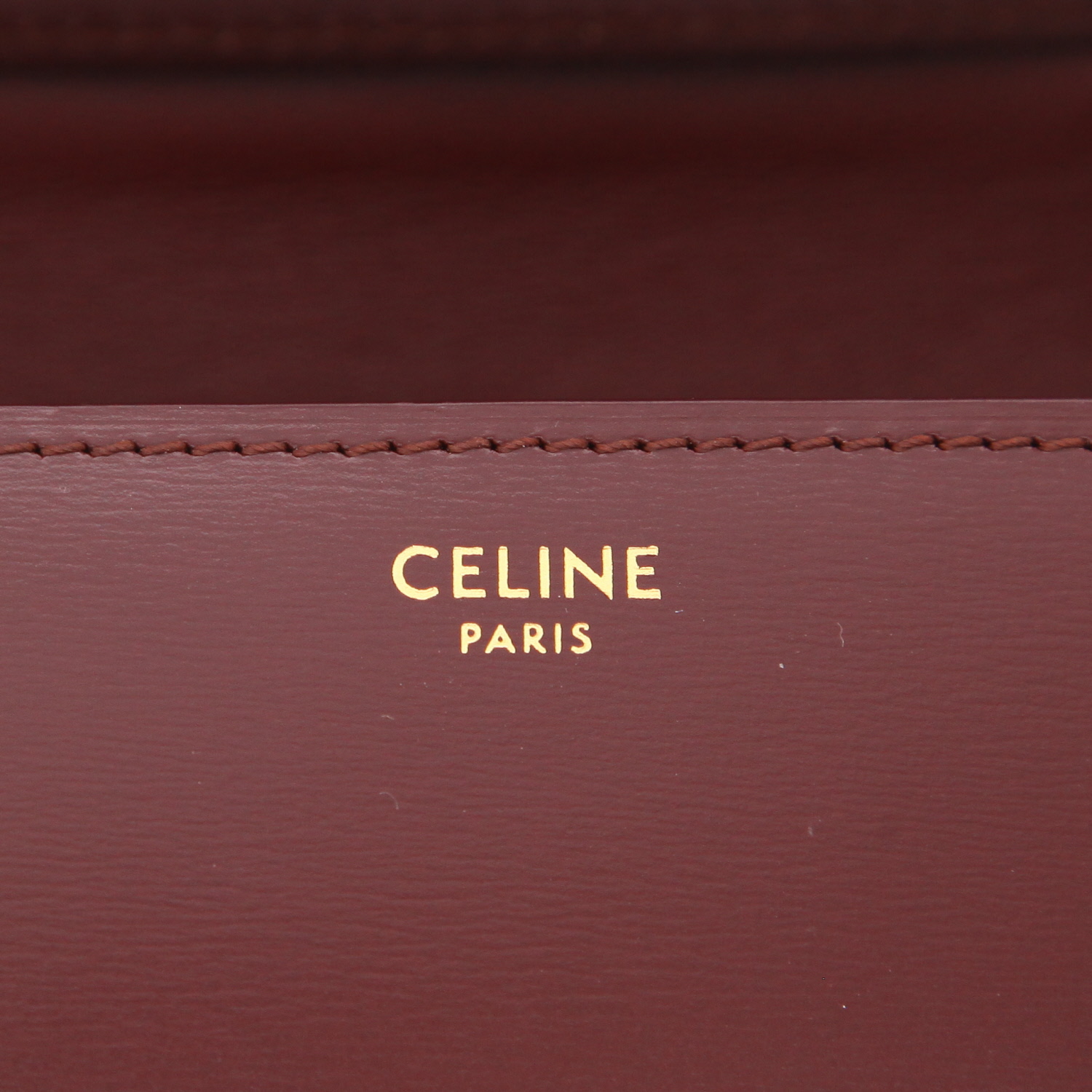 Celine  Classic Box Mini shoulder bag  in burgundy box leather - Detail D2