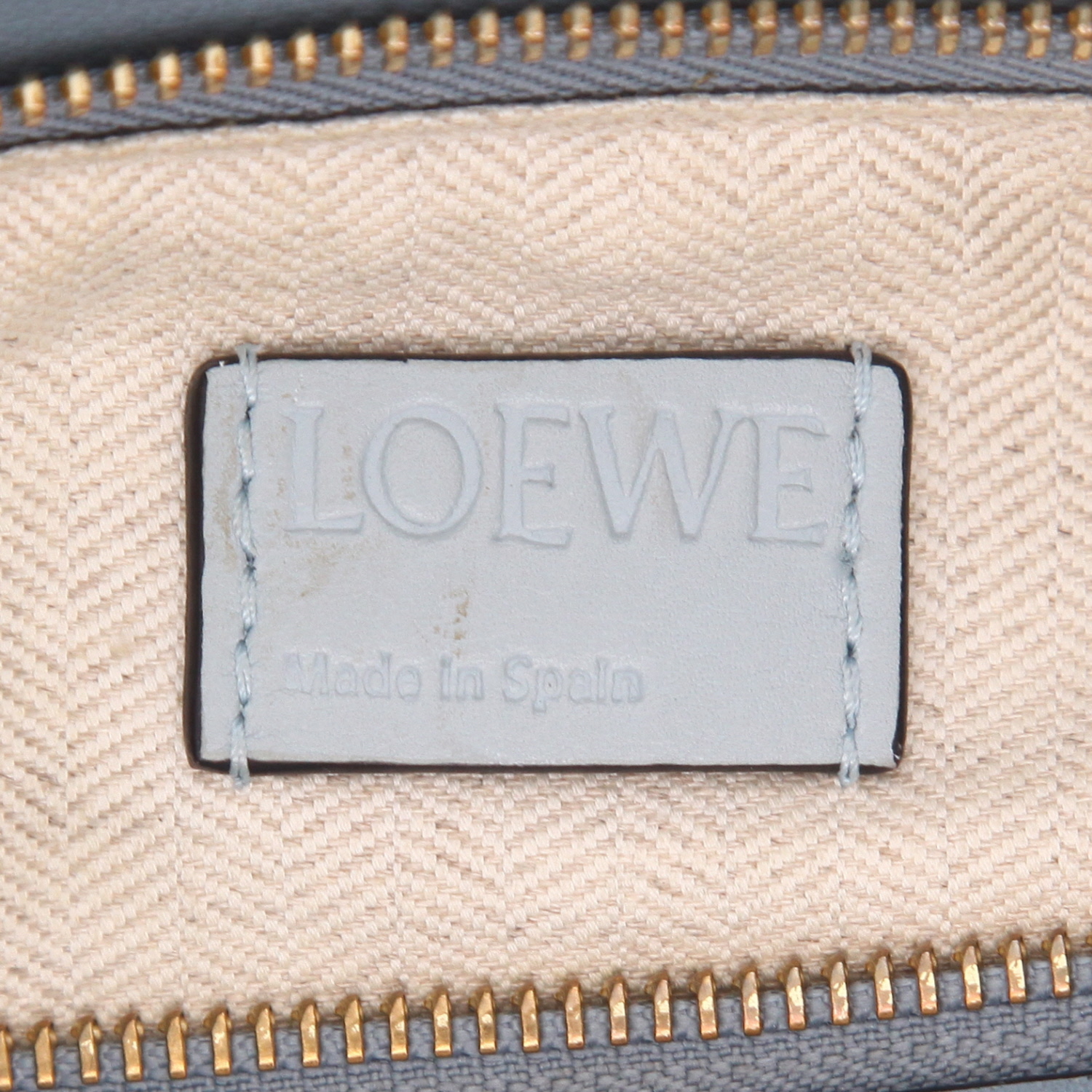 Bolso bandolera Loewe  Puzzle  modelo pequeño  en cuero azul - Detail D2
