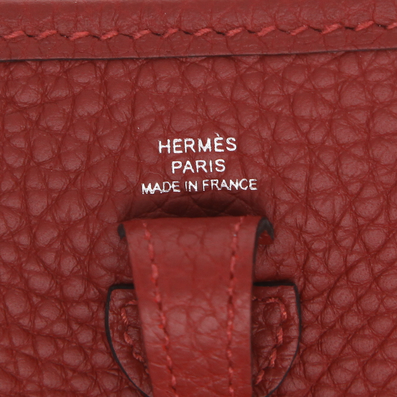 Bolso bandolera Hermès  Evelyne en cuero togo rojo H - Detail D2