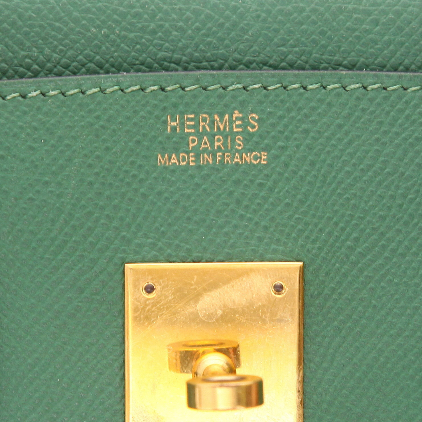 Bolso de mano Hermès  Birkin 30 cm en cuero Courchevel Vert Bengale - Detail D2