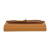 Hermès  Kelly To Go handbag/clutch  in gold epsom leather - Detail D1 thumbnail