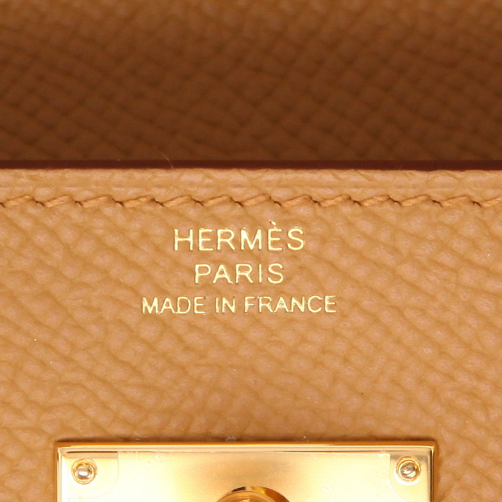 Hermès  Kelly To Go handbag/clutch  in gold epsom leather - Detail D2