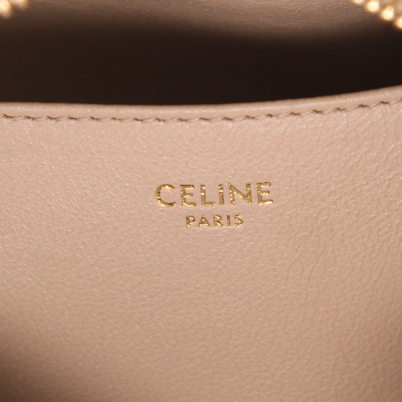 Celine  Crécy shoulder bag  in beige leather - Detail D2