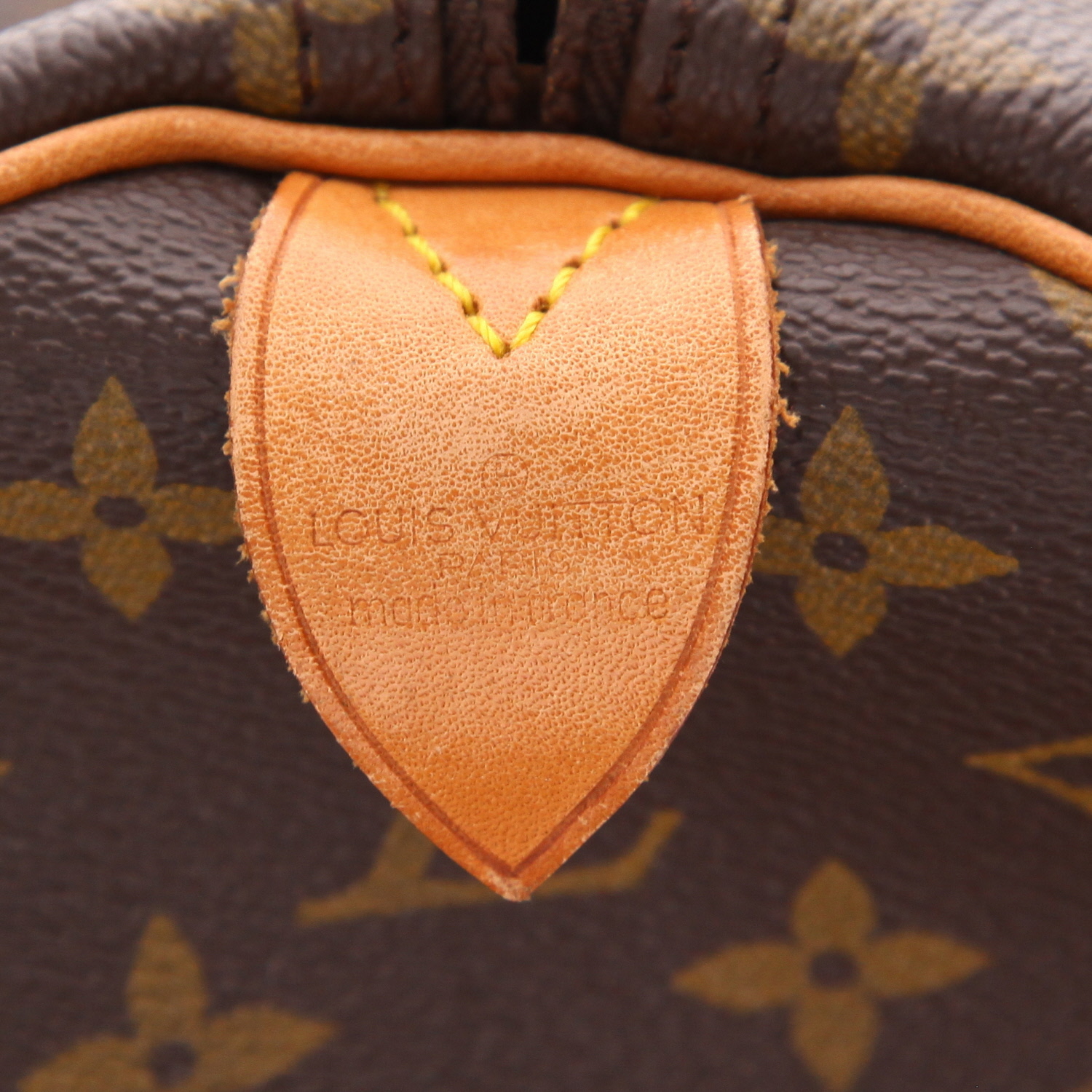 Bolsa de viaje Louis Vuitton  Keepall 60 en lona Monogram marrón y cuero natural - Detail D6