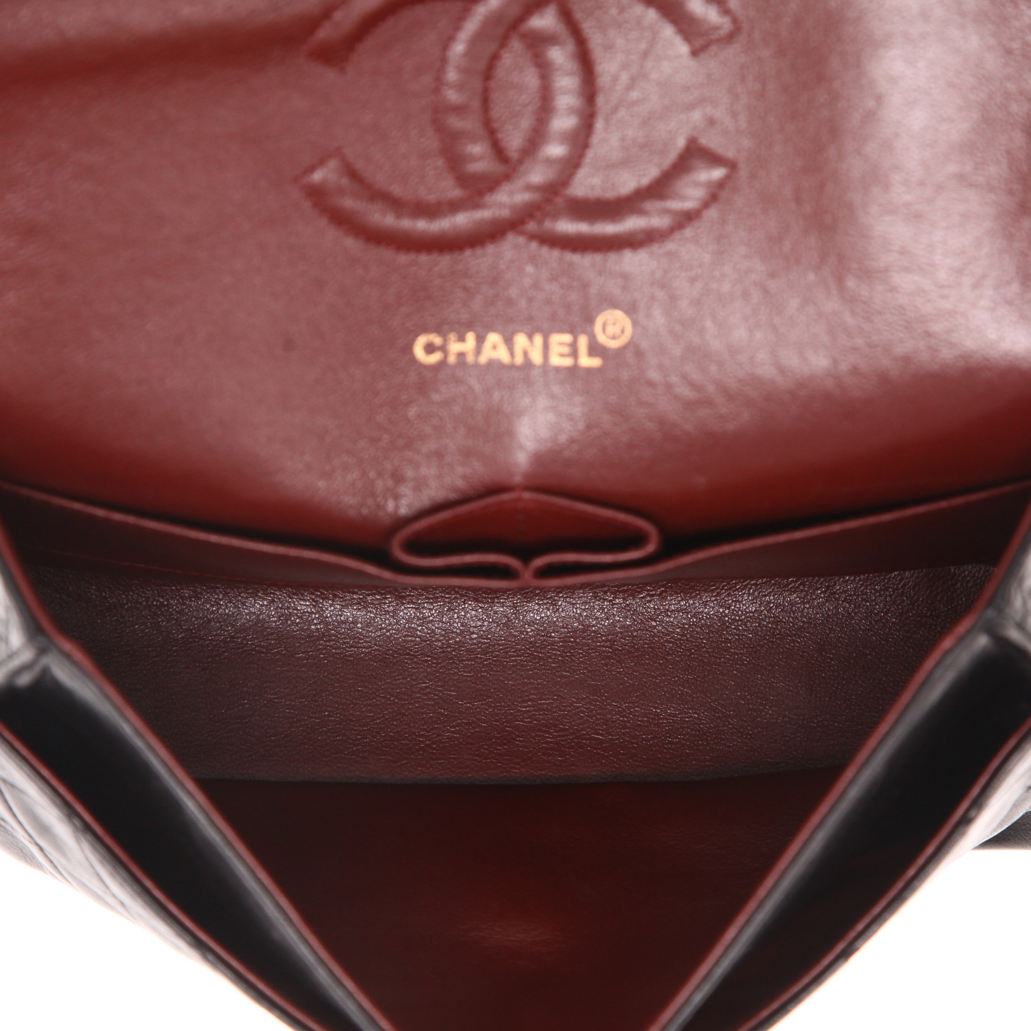 Chanel  Timeless Classic handbag  in black quilted leather - Detail D3