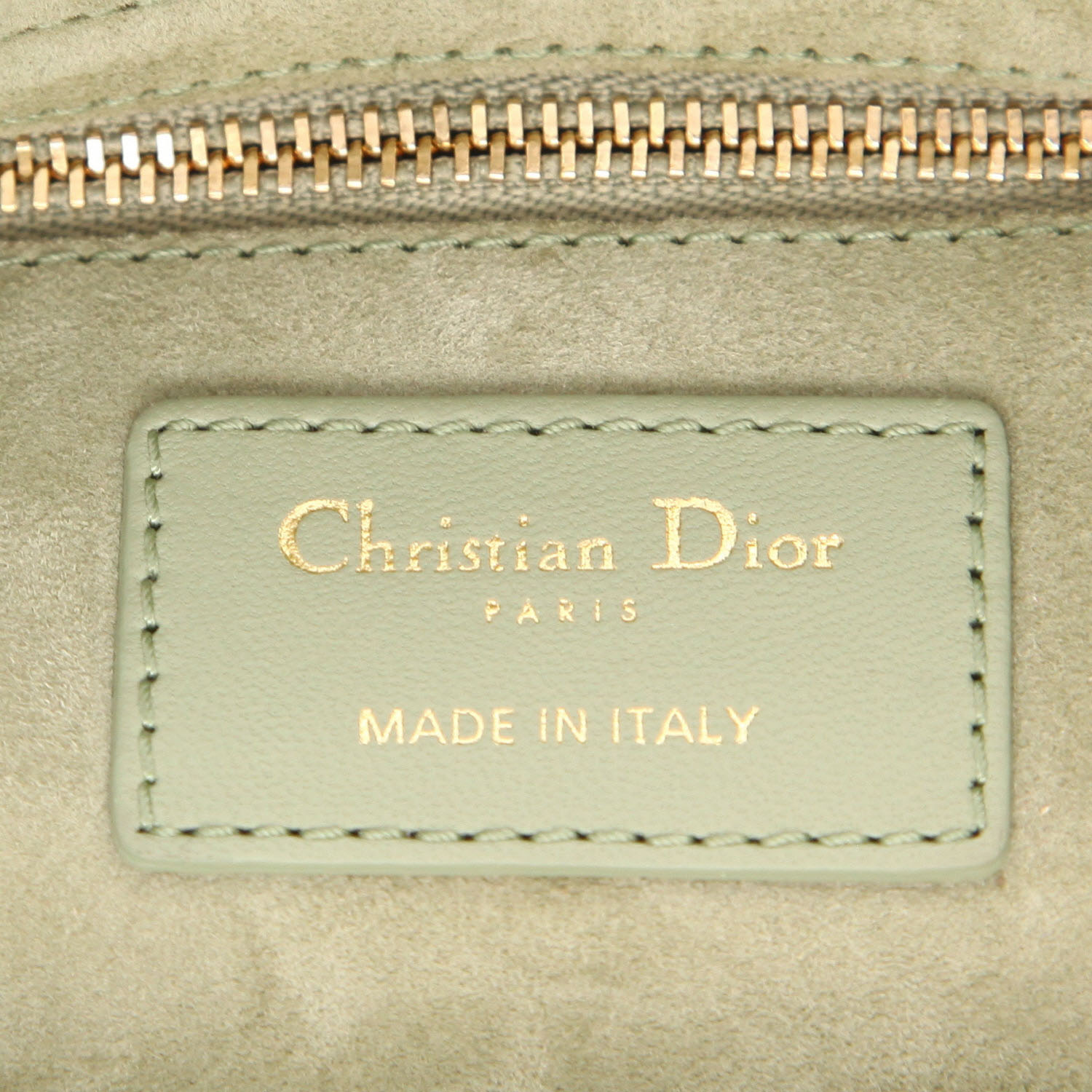 Bolso de mano Dior  Lady Dior modelo pequeño  en cuero cannage verde - Detail D2